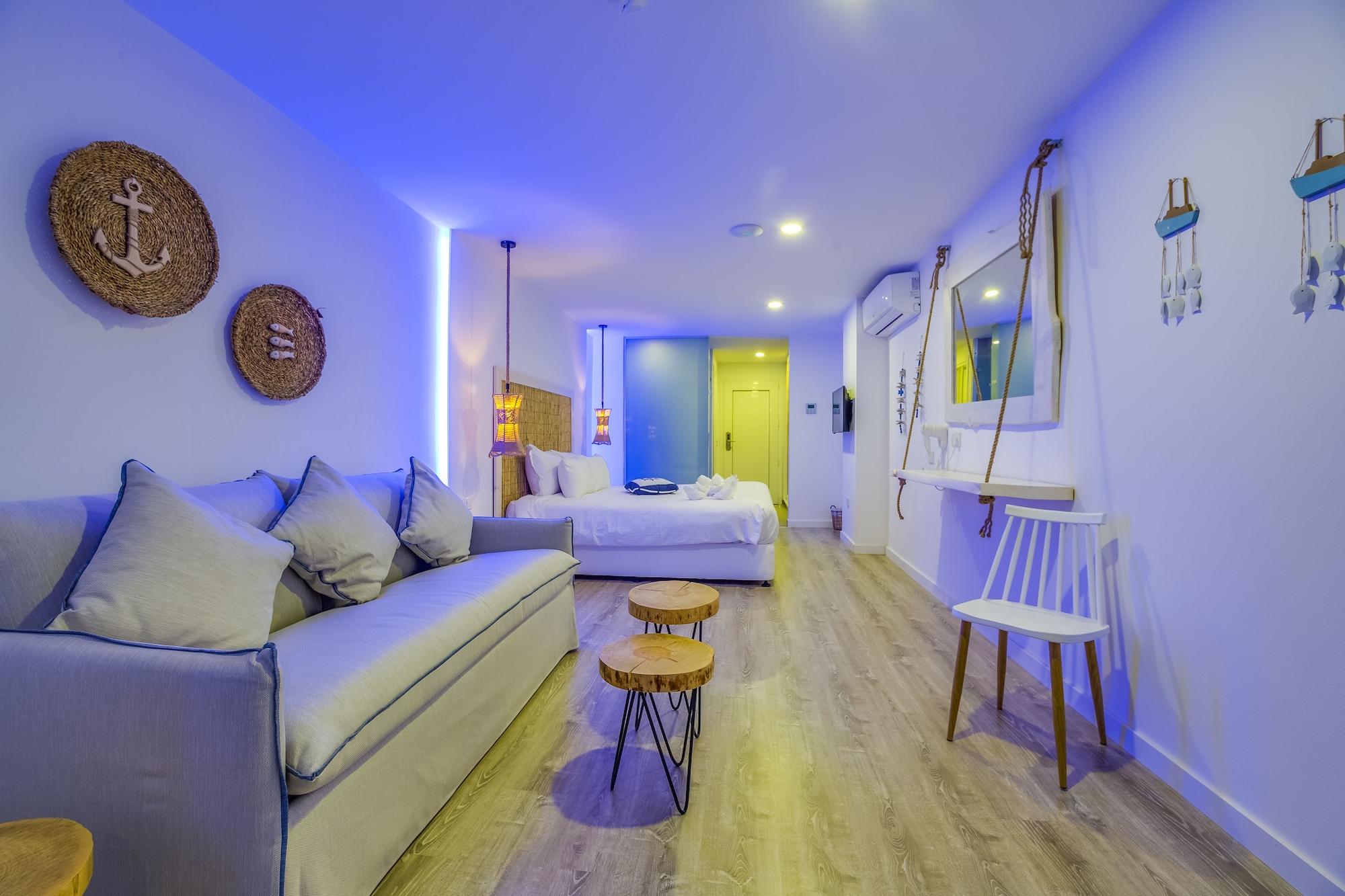 Blue Harbour Boutique Aparthotel Ayia Napa Exterior photo
