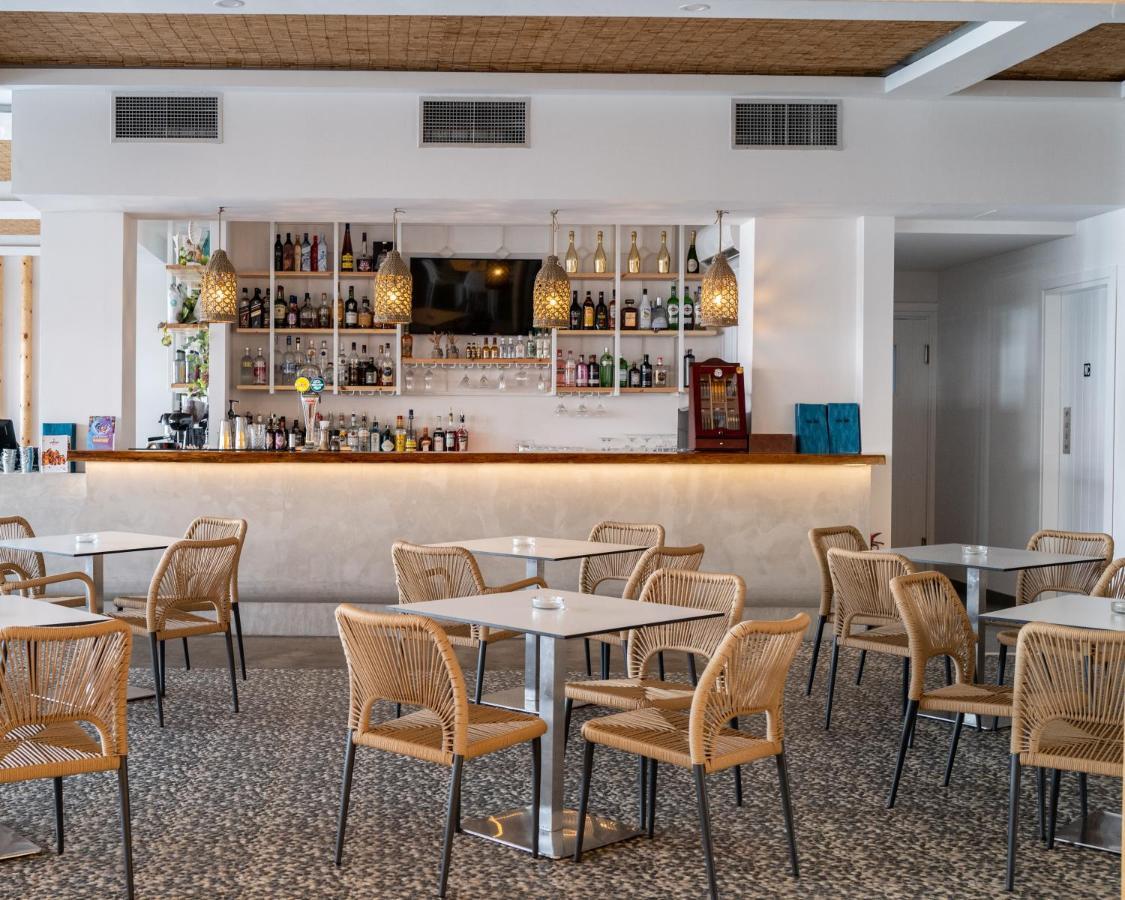 Blue Harbour Boutique Aparthotel Ayia Napa Exterior photo