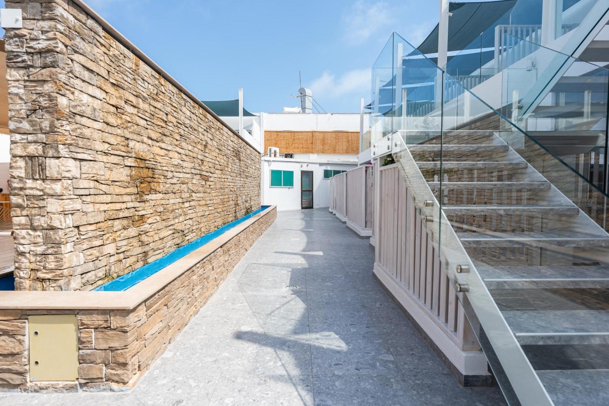 Blue Harbour Boutique Aparthotel Ayia Napa Exterior photo